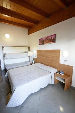 Hotel Arno Cesenatico Esterno foto